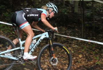 emily-batty-racing-mtb-mud-attack-position-xc-cross-country