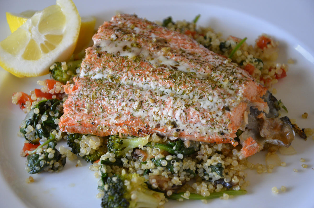 grilled-salmon-with-quinoa
