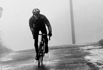 road-bike-sprint-cold-weather