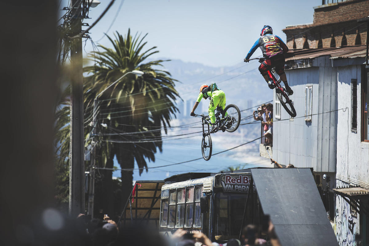 Red Bull Valparaiso mtb urban downhill jump whip